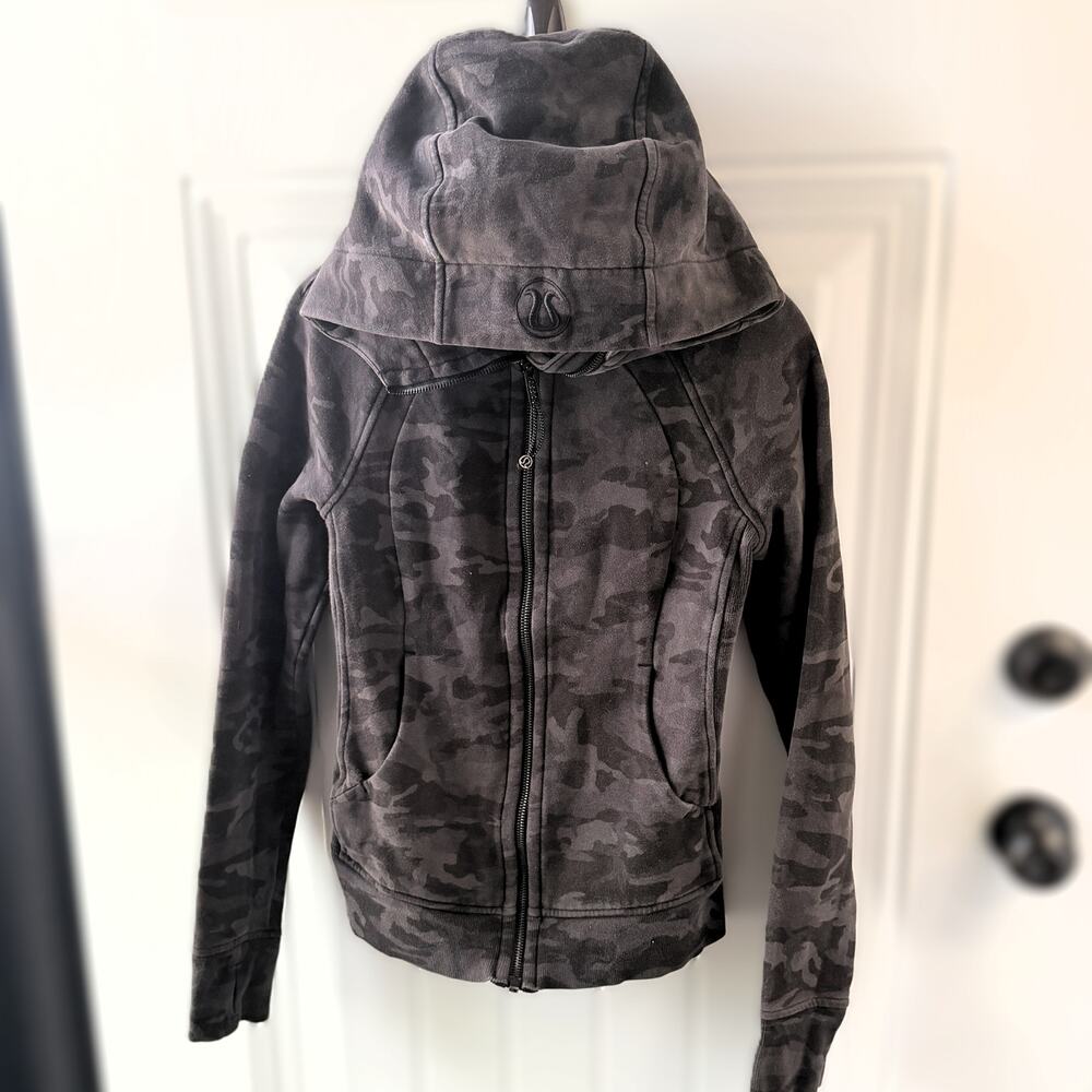 Lululemon Scuba Full-Zip Hoodie Dark Charcoal Heritage Camo Sweatshirt Size 4